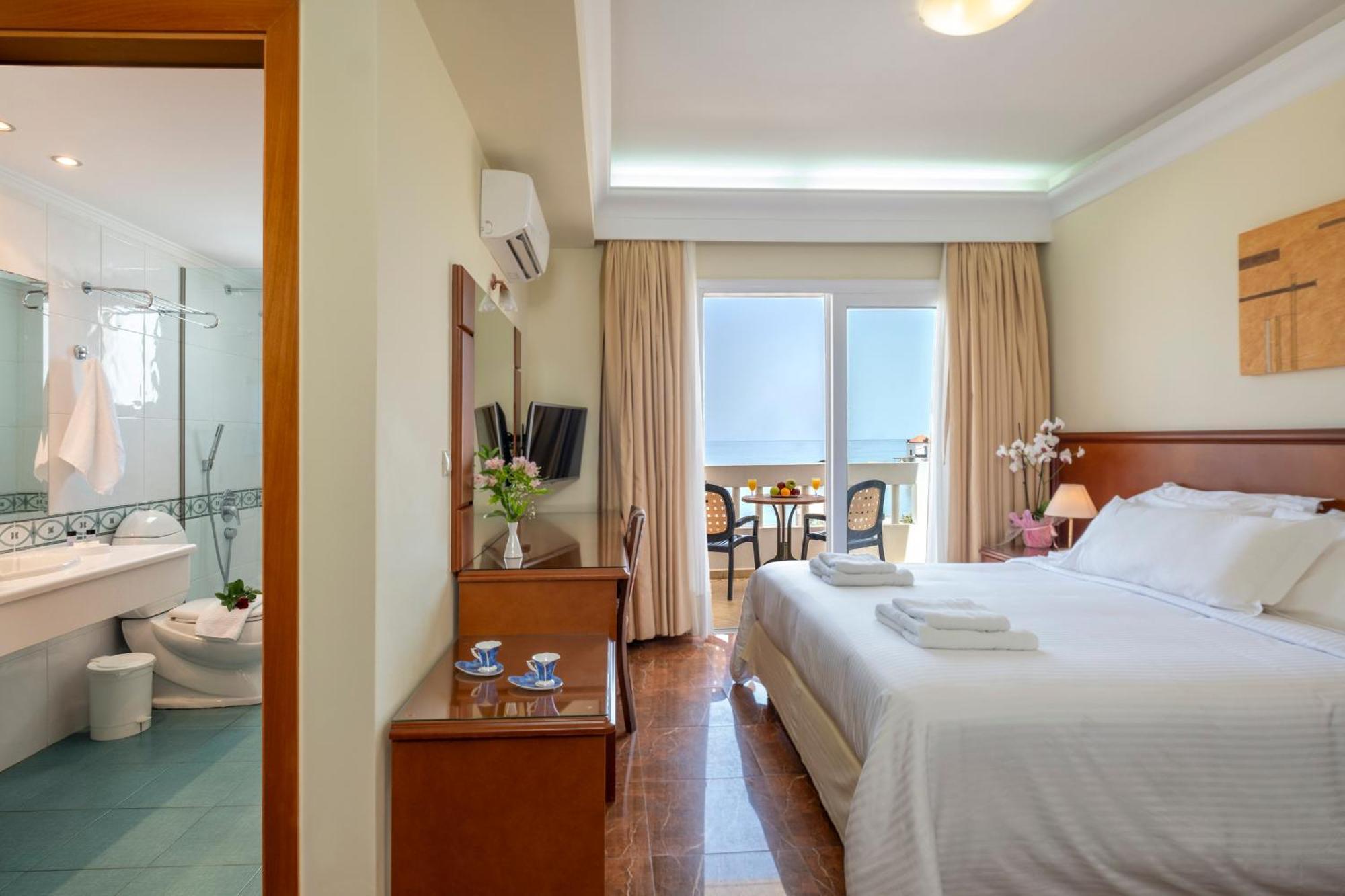 Porto Alegre Hotel Каламаки Экстерьер фото