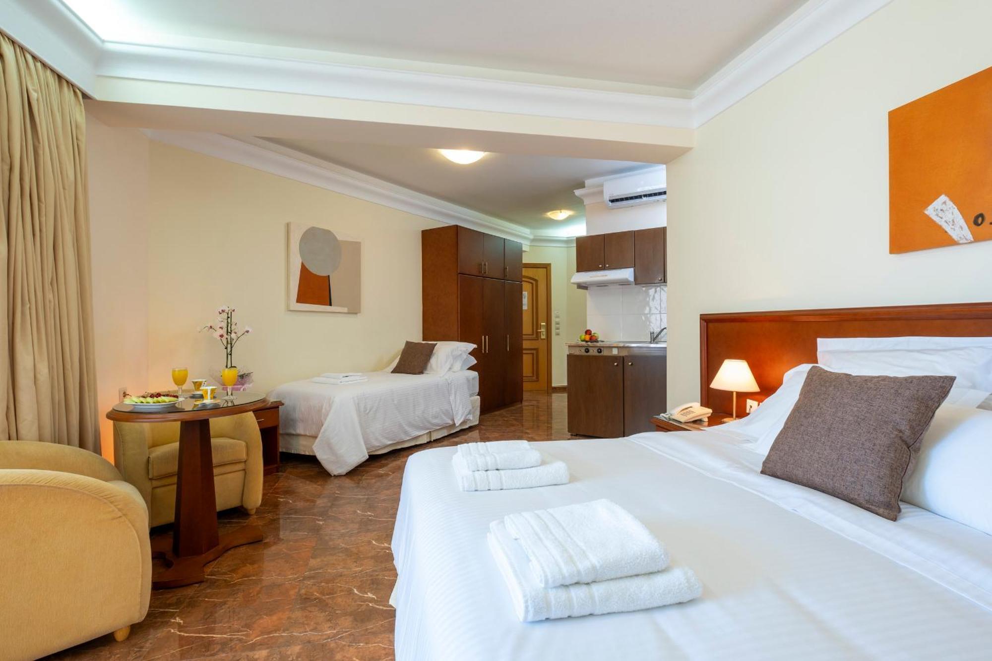 Porto Alegre Hotel Каламаки Экстерьер фото